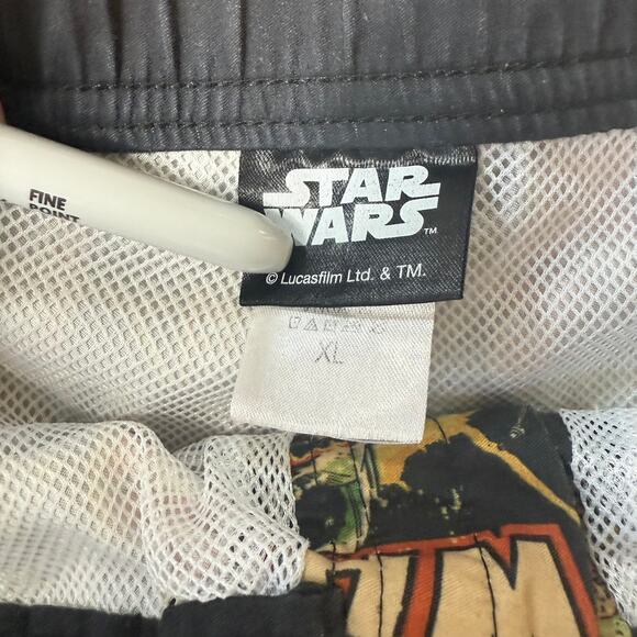 Star Wars Mens Swim Trunks SZ XL Bathing Suit Comic Bathing Suit Quick Dry Mesh - Picture 2 of 4